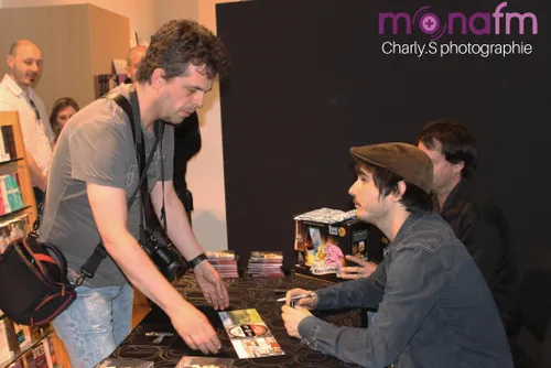 MONA FM