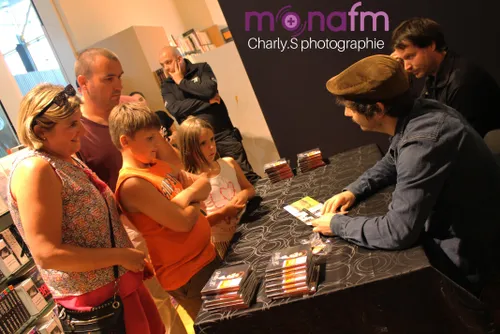 MONA FM