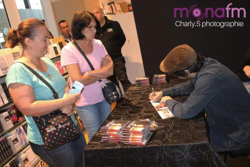 MONA FM