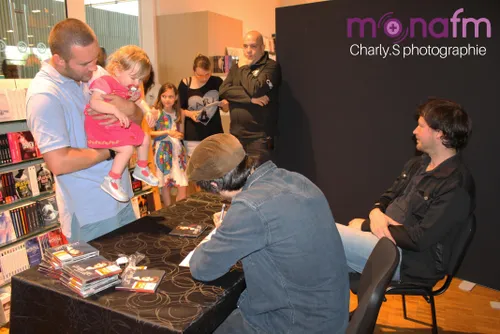MONA FM