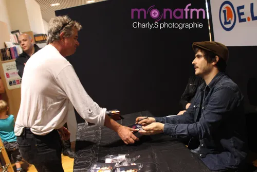 MONA FM