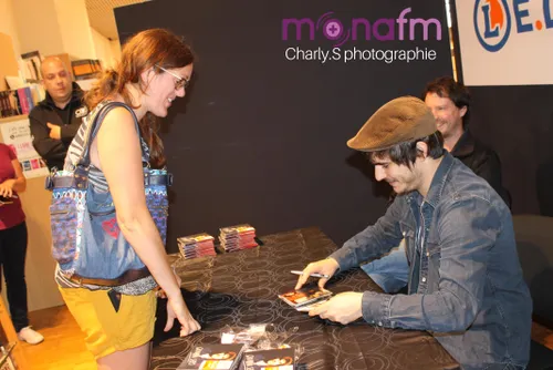 MONA FM