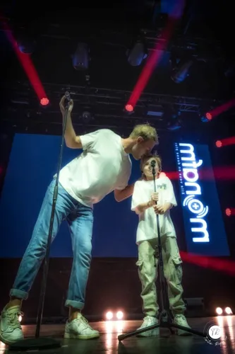 MONA FM