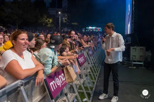 MONA FM