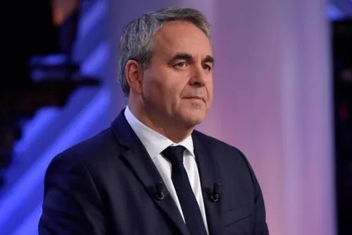 Journal 12h - Xavier Bertrand fixe un ultimatum aux assurances qui...