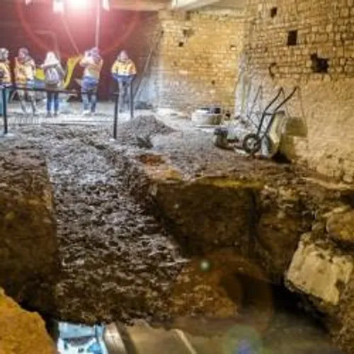 [ PATRIMOINE - NIMES ] Fouilles sous les arènes de Nîmes : quels...