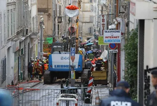 [faits divers - Marseille]: Effondrements d'immeubles à Marseille :...