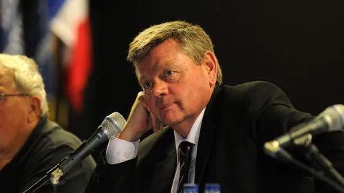 [ POLITIQUE - FOS SUR MER ] LE MAIRE RENE RAIMONDI ANNONCE SA...