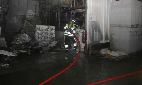 [FAITS DIVERS - JUSTICE]: Arles : un entrepôt de la zone Fourchon...
