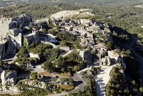 [ JUSTICE - BAUX DE PROVENCE ] Conflit avec Cathédrale d'images :...