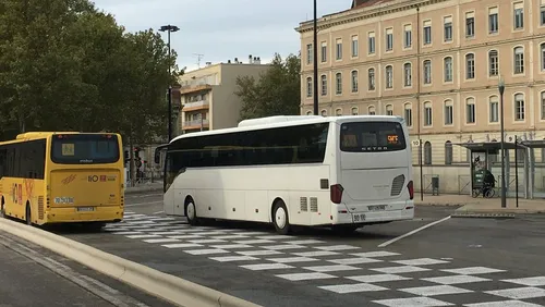 [FAITS - DIVERS / GARD]: A Saint-Geniès-de-Malgoirès, un bus avec...