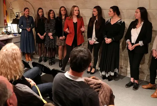 [ CULTURE ET TRADITION - ARLES ] Reine d'Arles : l'élection...