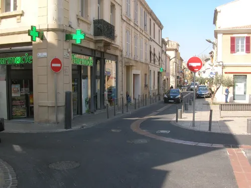 [ SECURITE/SANTE - ISTRES ] CORONAVIRUS: DESINFECTION DU DOMAINE...