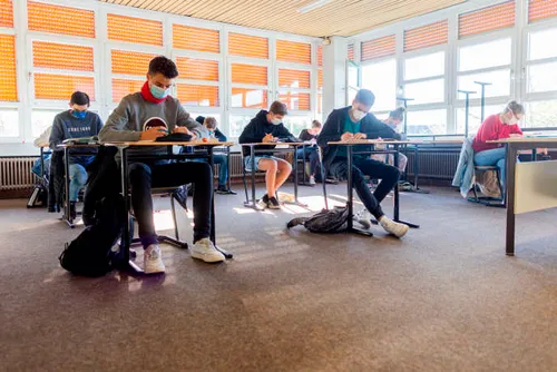 [EDUCATION]: C’est la rentrée scolaire ce matin pour les écoliers,...