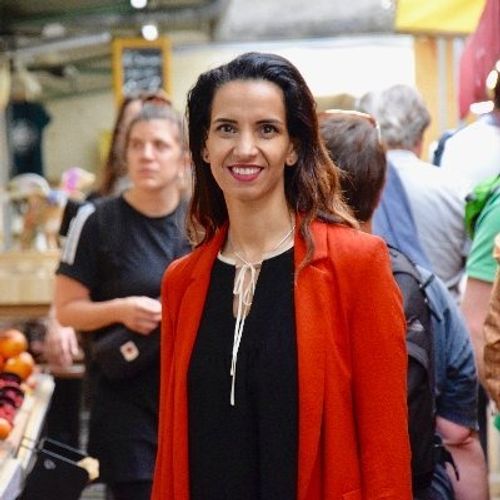 Assia Meddah, candidate de la gauche du réel dans les 3e et 10e arrondissements de Paris