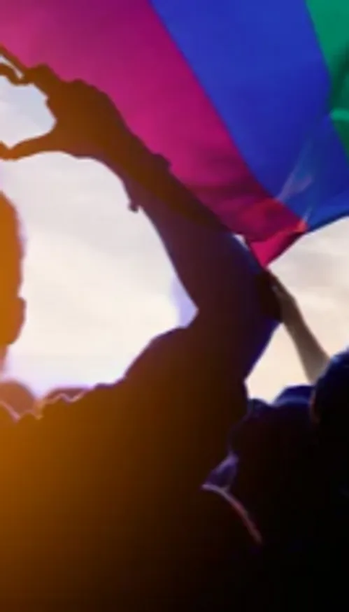 Face aux menaces autoritaires, la Gay Pride s’affirme comme un acte...