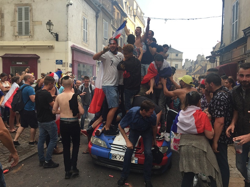 The city of Dijon will not boycott the World Cup