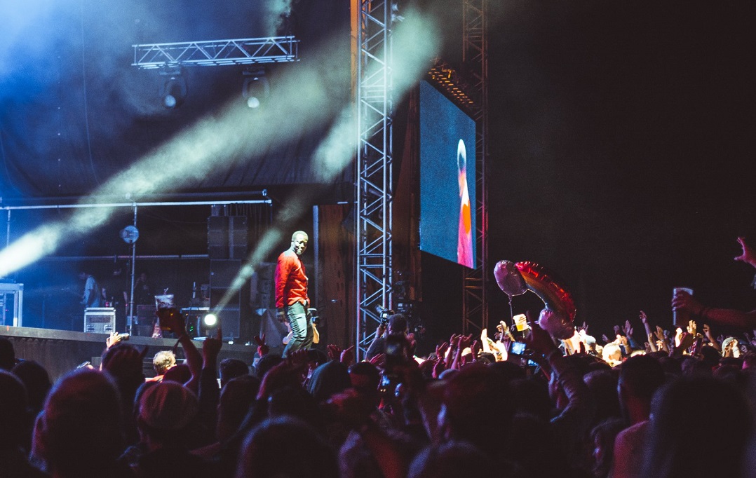 la-programmation-du-v-and-b-fest-s-toffe-encore-avec-dix-nouveaux-noms