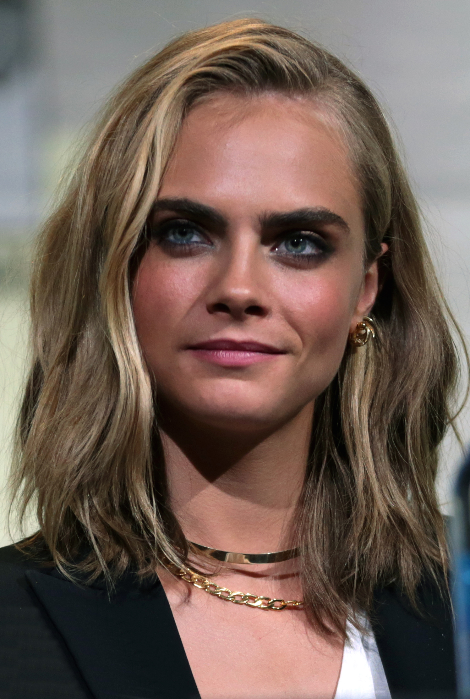 Cara Delevingne Pose Enti Rement Nue Pour Une Nouvelle Publicit Photos